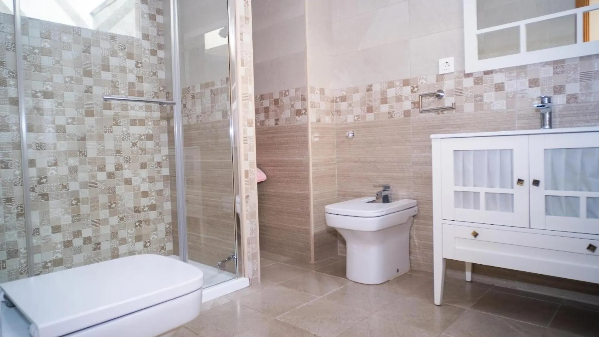 Holiday home Chalet Con Piscina Privada Vistas A Campo De Golf Chiclana de la Frontera